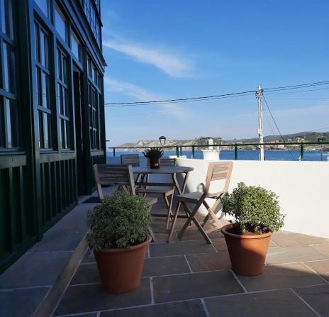 Apartamentos El Muelle 柯米拉斯 外观 照片