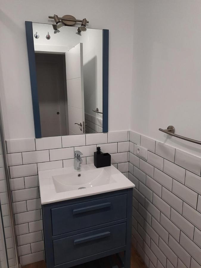 Apartamentos El Muelle 柯米拉斯 外观 照片